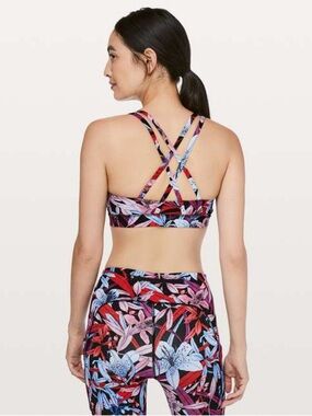 Lululemon energy bra size 12